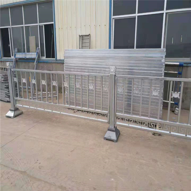 广东珠海 竹篱笆隔离栅栏 焊接护栏 镀锌喷塑