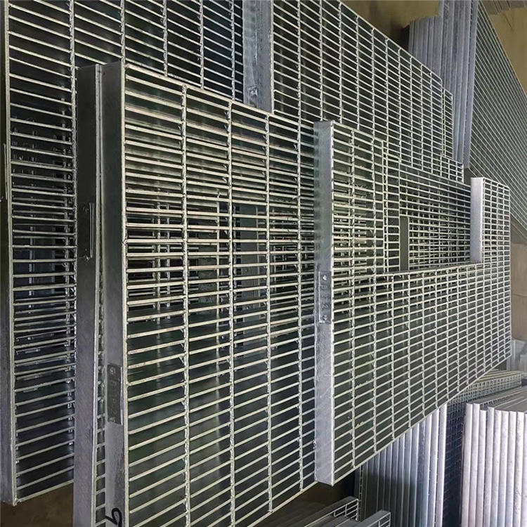 配电室沟盖板 钢铁烧结厂用钢格板 钢格板平台 网众 规格
