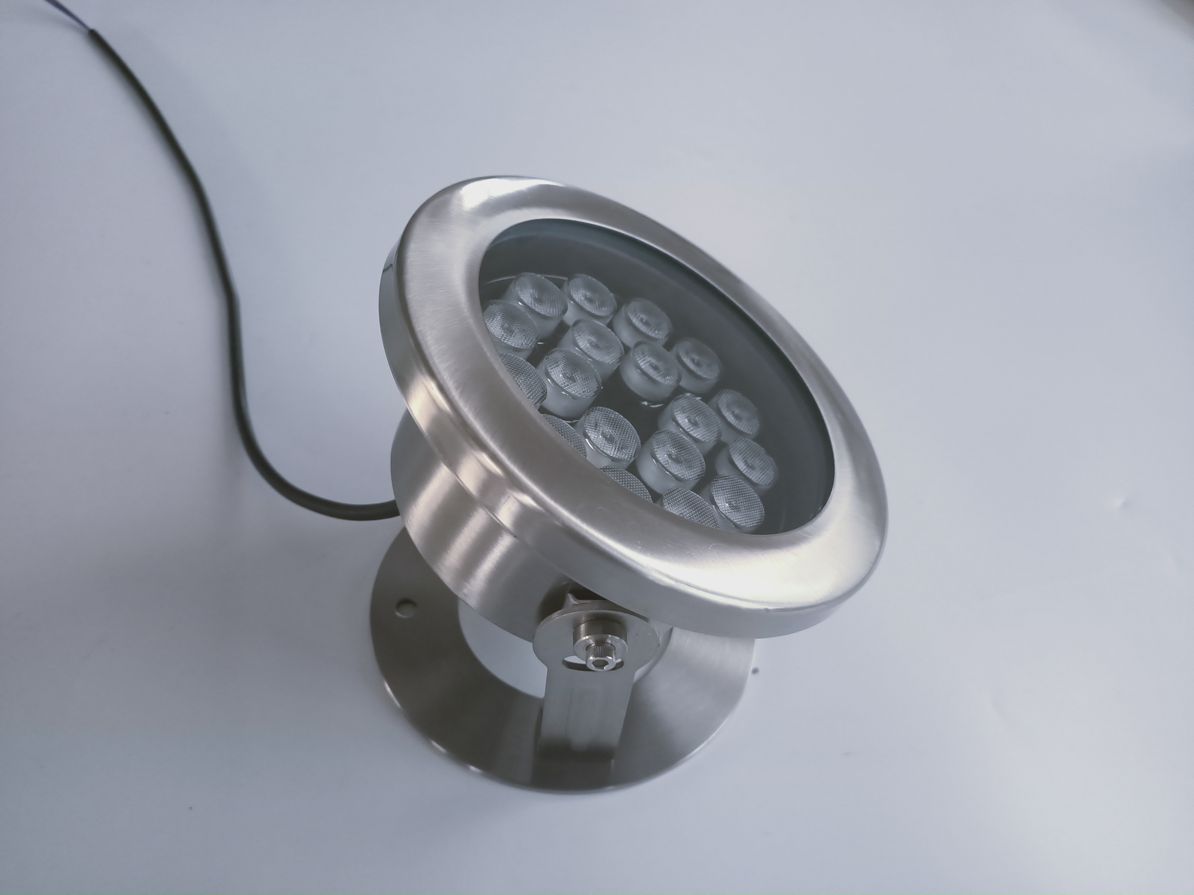 LED水下射灯  LED七彩水底灯公司 非标LED灯具定制