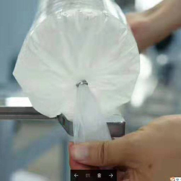 省人工食用菌装袋机 新款自动装袋机 鸿宇机械 木耳平菇装袋机 厂家发货