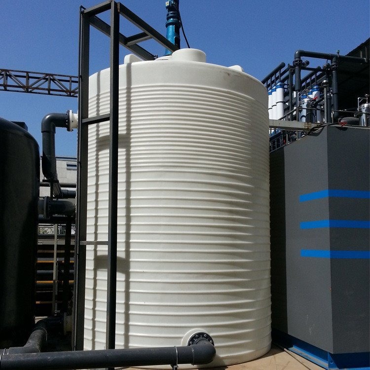 25立方储液罐塑料大型pe化工储液桶污水处理立式塑料水箱滚塑一体成型