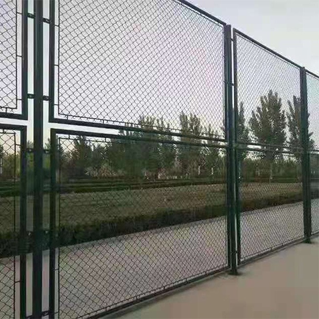 球场围网 体育场馆围栏 运动场所护栏 满星丝网