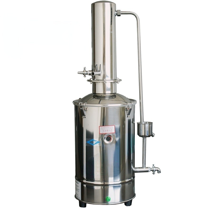 DZ-5 不锈钢电热蒸馏水器    不锈钢电热蒸馏水机  不锈钢电热蒸馏水测试仪图片