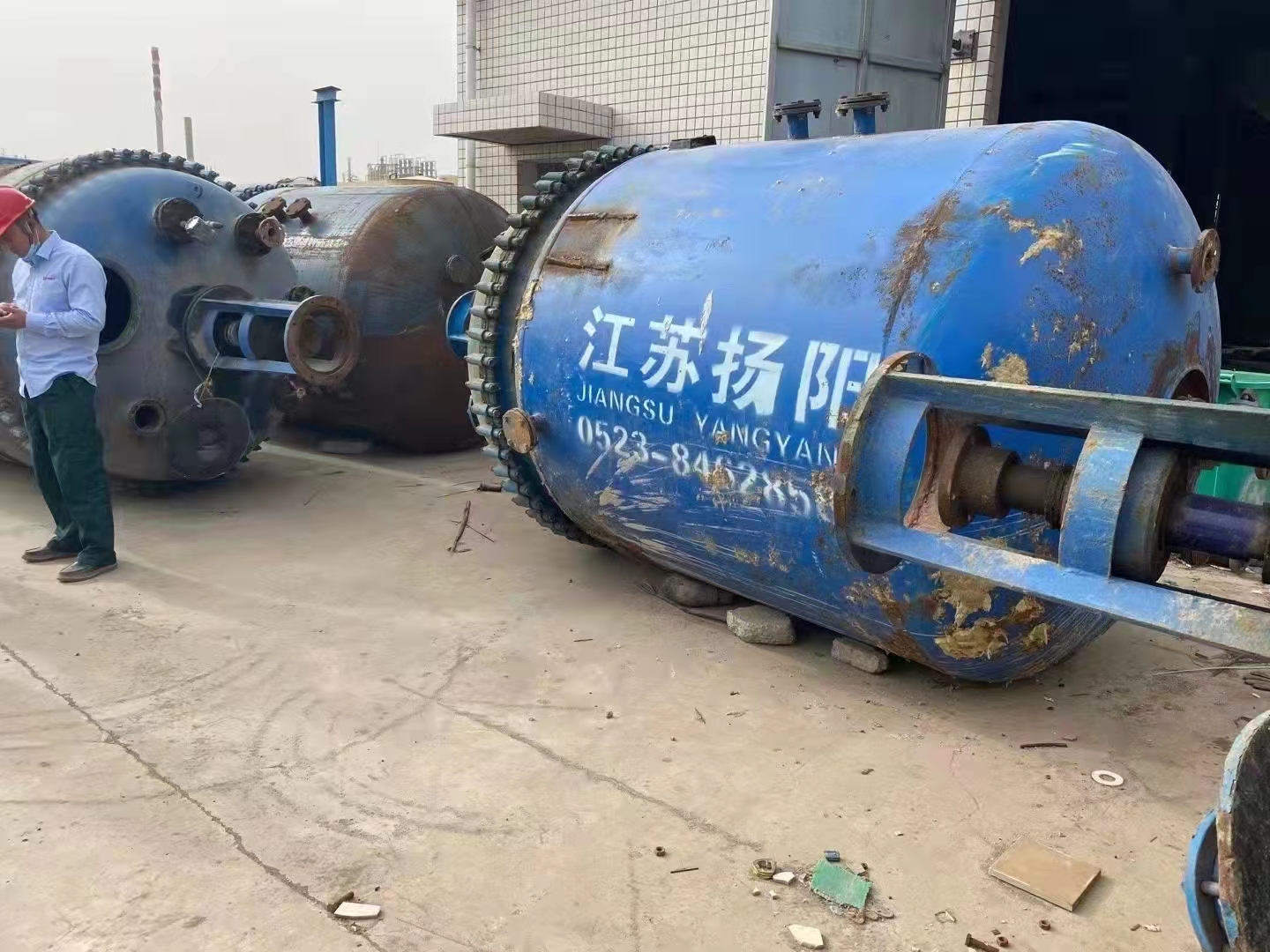 陆莱设备 二手反应釜 3吨不锈钢反应釜 全国供应