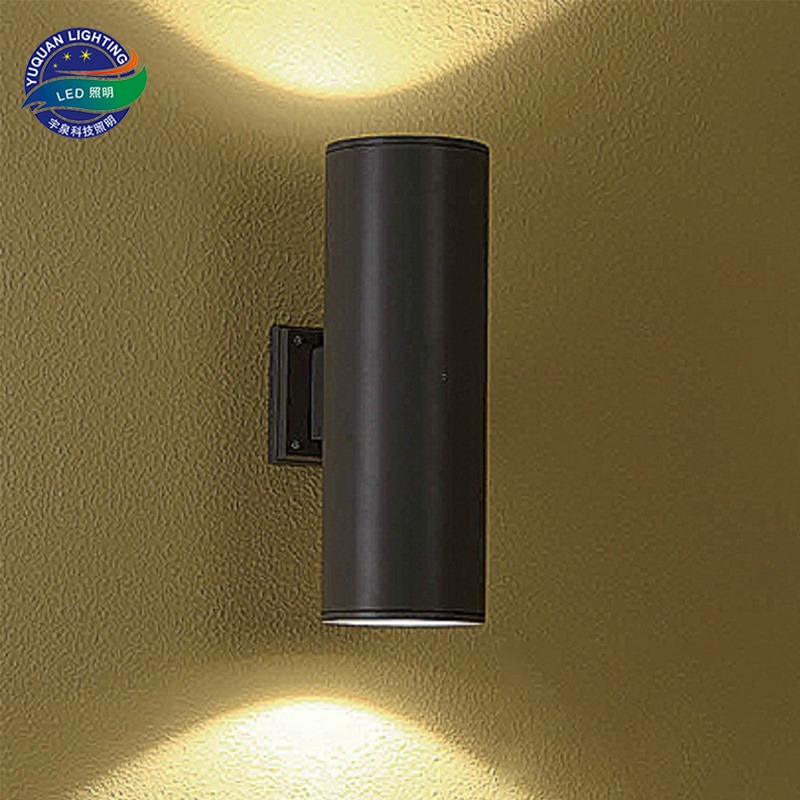 LED户外壁灯 定制简约墙壁灯 现代壁灯装修效果图
