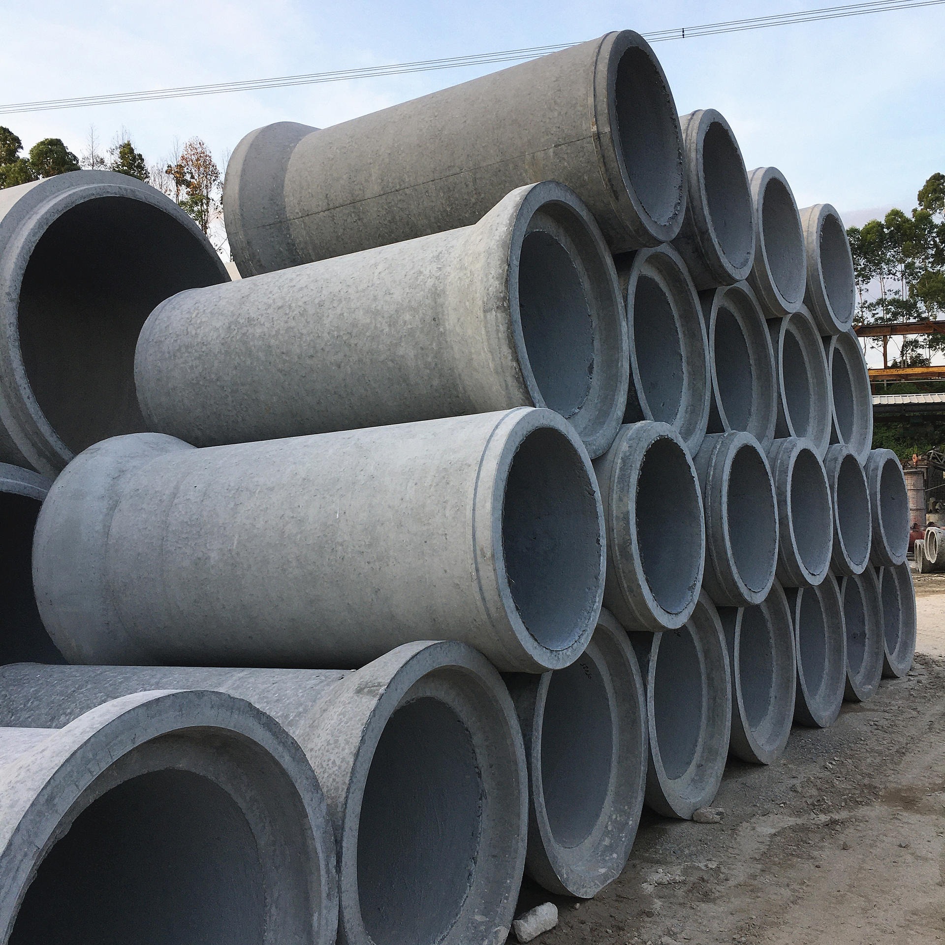DN800预制钢筋砼管 中山混凝土水泥管 企口承插水泥涵管 宏景 厂家供应