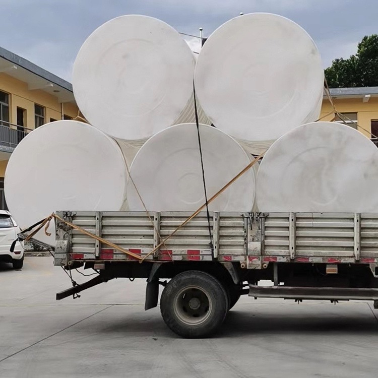 供应2吨塑胶桶 私人定制 PT-2000L 滚塑一体成型 废弃物装载运输图片