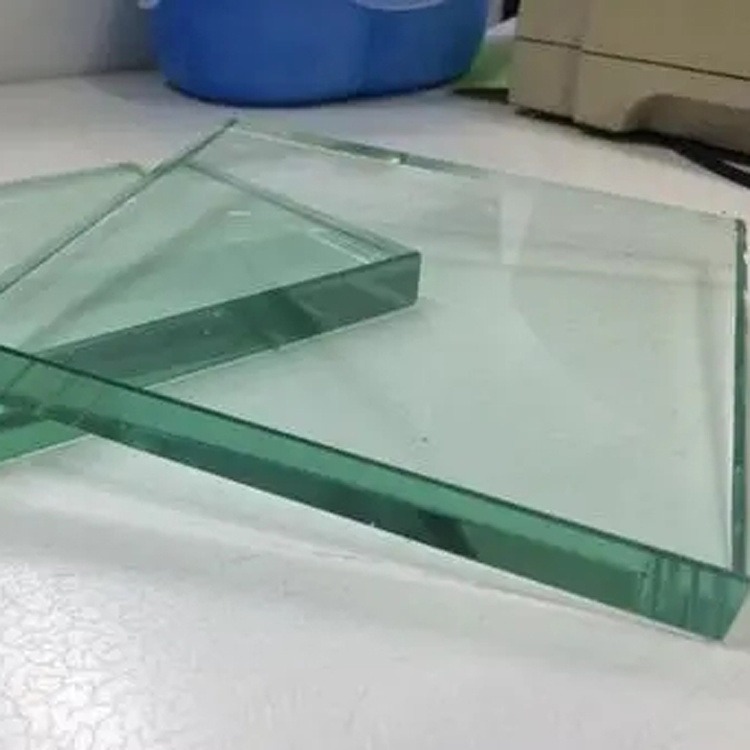 高强度玻璃钢化玻璃 支持加工定制 玻璃制品深加工 钢化玻璃厂家定做图片