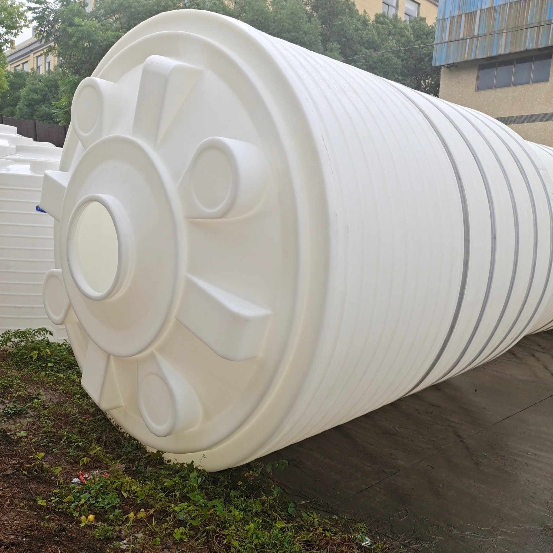 河北沧州 40000L滚塑一次成型PE水箱,瑞通塑业40吨抗晒耐冻牛筋塑料水塔