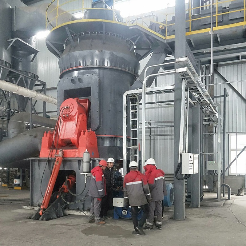 石灰粉4R雷蒙磨设备 上海世邦300目石灰石磨粉生产线图片
