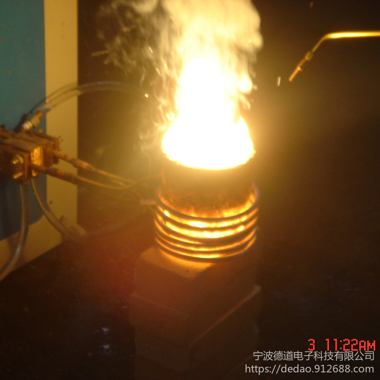 退火设备中频加热炉黄铜熔炼设备感应电加热器