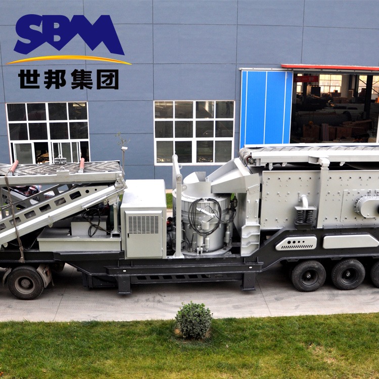 车载式成套石料加工设备 上海世邦移动石料破碎机每小时150-300吨图片