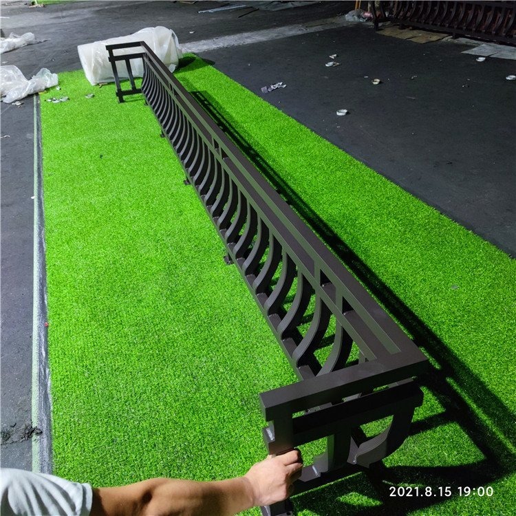 骏和 建筑防护 铝合金围栏 铝艺草坪护栏 铝艺桥梁护栏图片