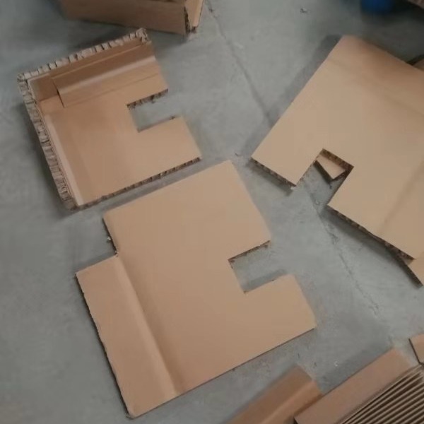牛卡色蜂窝纸板内衬 辅助包装材料 适用于物流行业  京东龙达