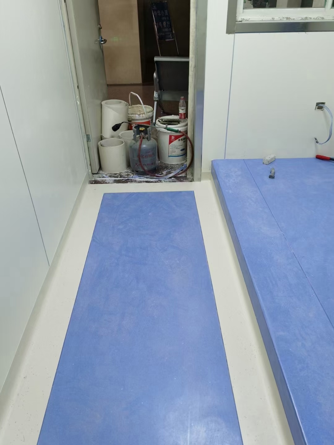pvc地板同质透心地板 医院学校办公室商场工厂 手术室地板 塑胶地板 塑胶地板定制 手术室pvc地胶防尘 曼纳奇塑胶地板示例图25