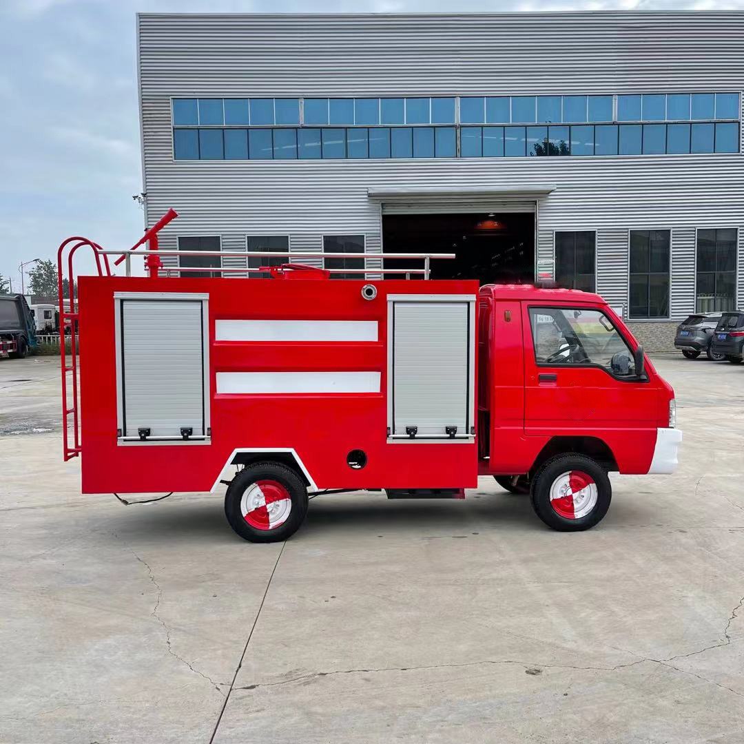 小型四轮电动消防车 城镇消防救援车 带20米消防水带 射程远 永固威图片