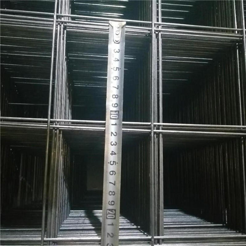 重庆地暖钢丝网片 国标3mm黑丝焊接网片 10公分孔建筑网片亚奇图片