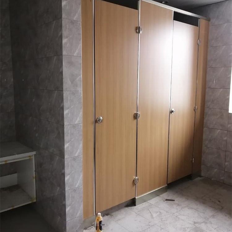 厕所隔断门 安庆市卫生间隔断厂家  公共卫生间隔断材料 森蒂