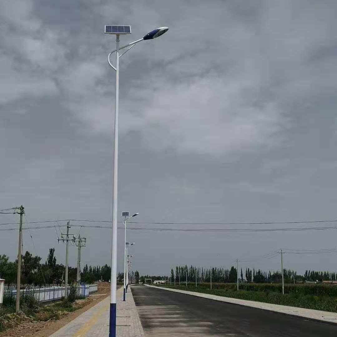 乾旭照明六米太阳能路灯 太阳能高杆路灯 太阳能路灯生产厂家