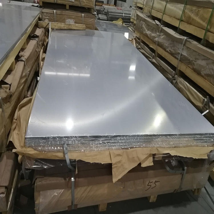 5052氧化铝板 彩色铝板 喷砂拉丝铝板 冲压倒角铝板图片
