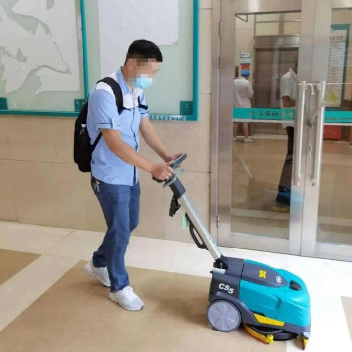 坦能洗地机 CS5 商场角落清洁 车间过道清理 小型洗地机 洗地吸干一体