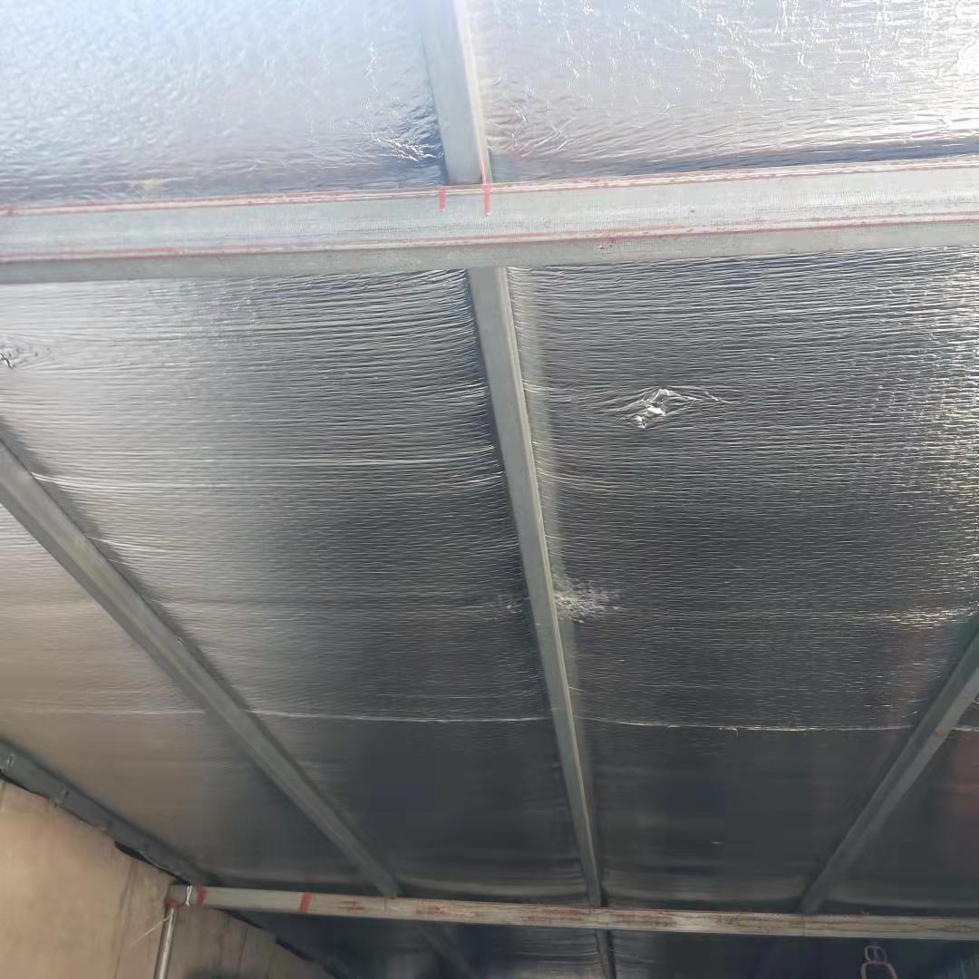 卓尔厂家直销   屋顶保温   隔热保温膜   太阳挡防晒隔热膜图片