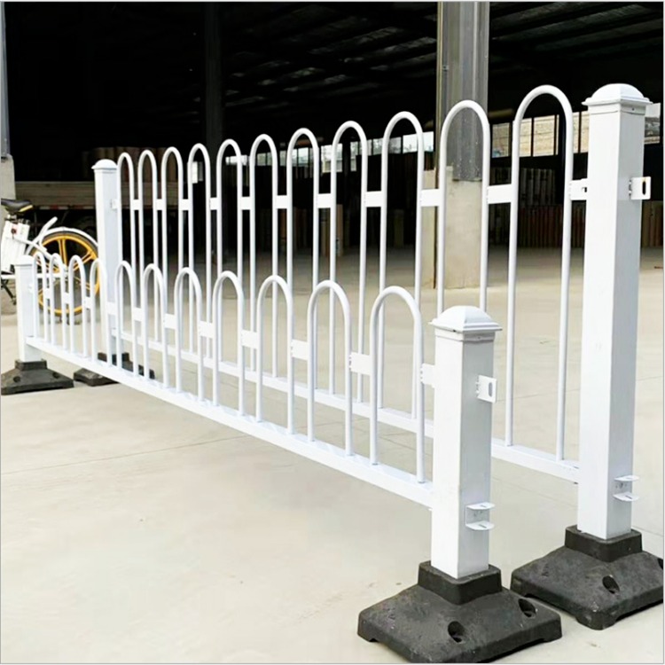 京式护栏 渐变式交通隔离栏杆 人行道隔离护栏 德兰安装定制