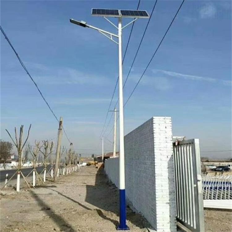 鑫永虹7米城镇广场LED一体化太阳能发电路灯图片
