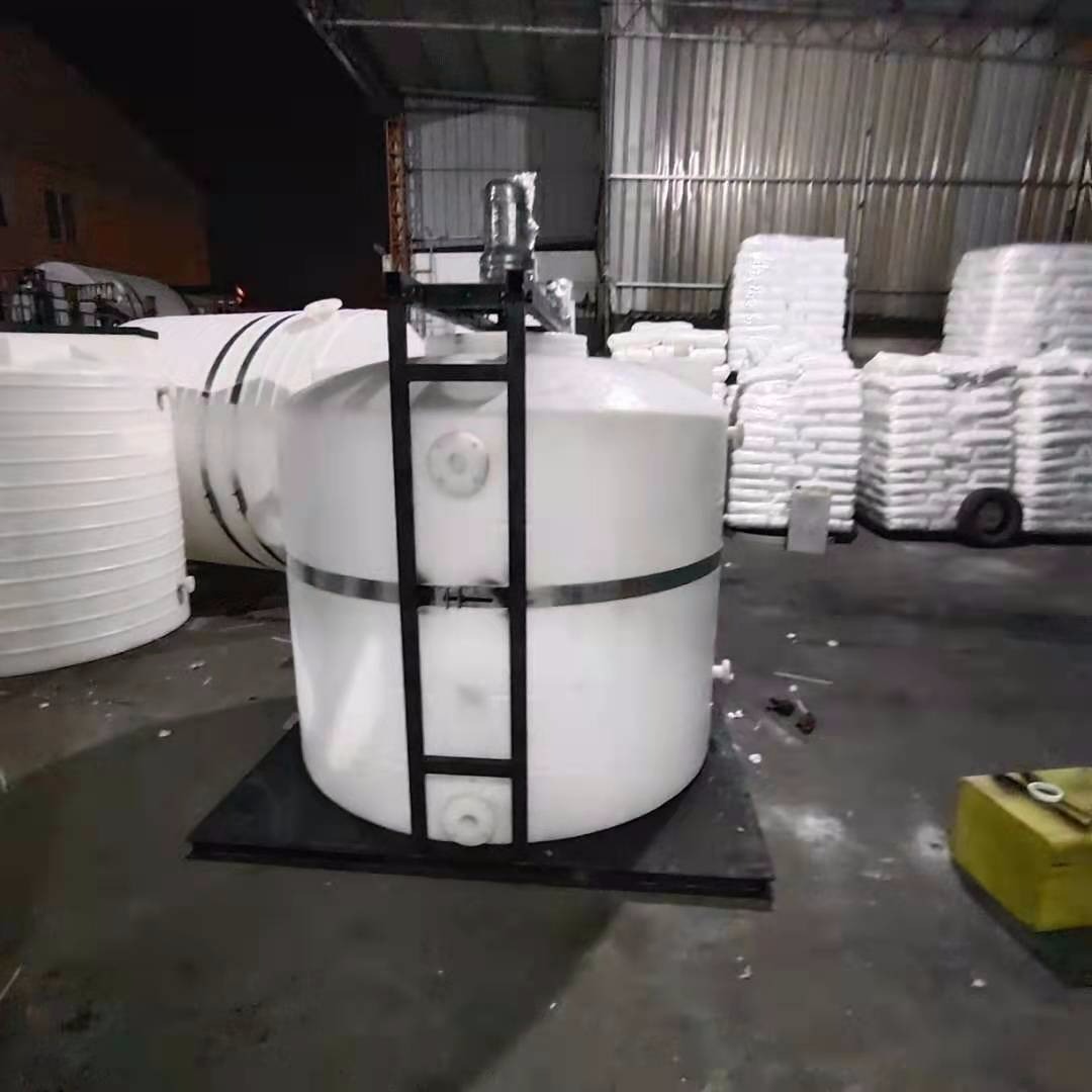 瑞通环保厂家供应15000L牛筋塑料桶 一级RO水箱 50立方储水箱 RO清洗罐可定制模具
