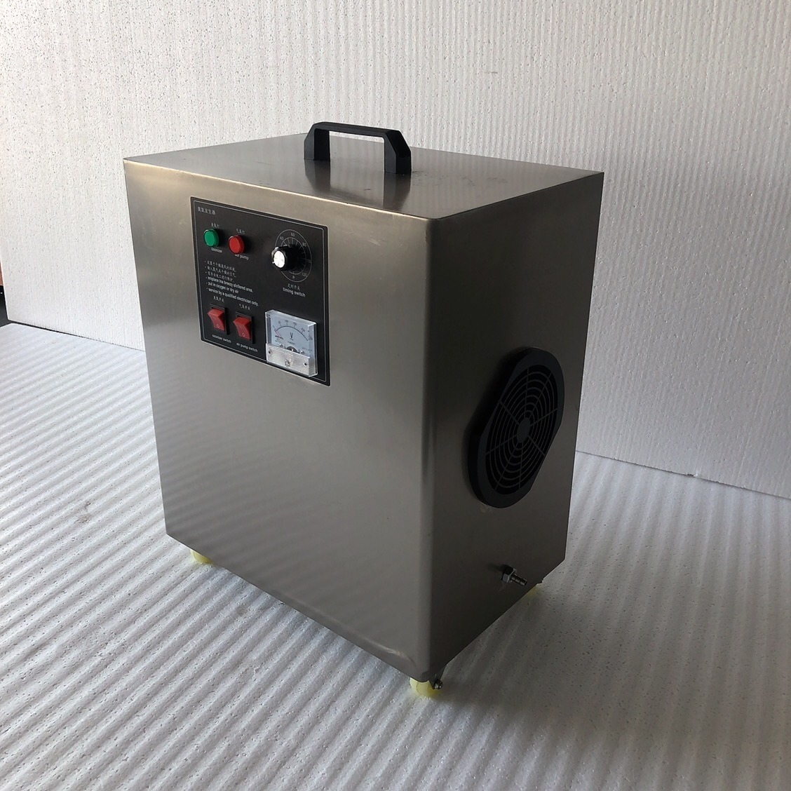 臭氧杀菌装置 奥宗品牌OZ-112 臭氧机批发价格 食品厂空气消毒机