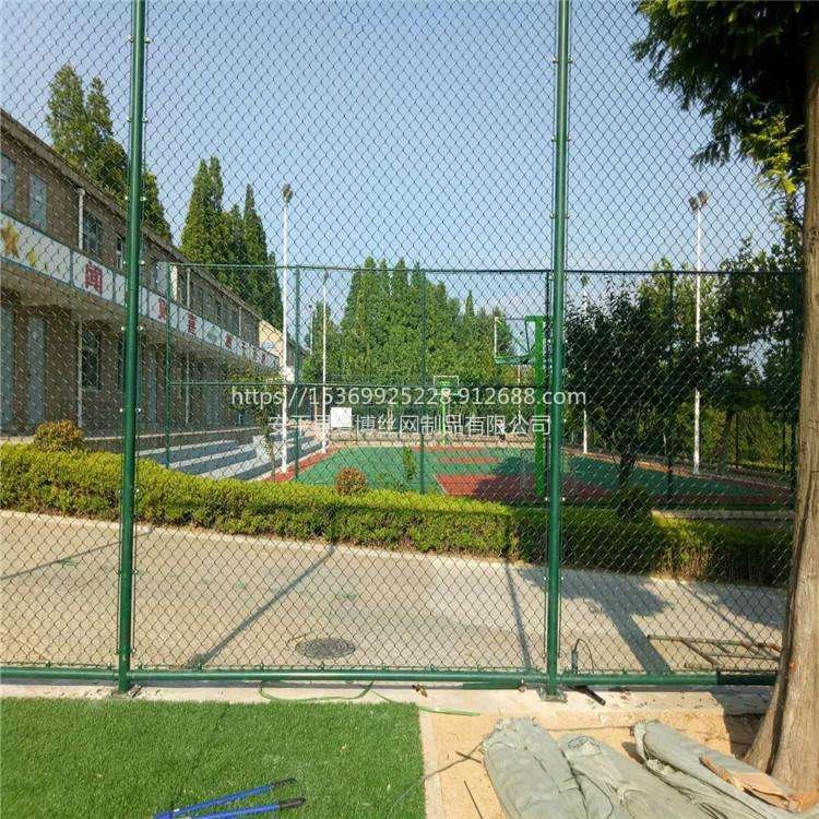 角欧乐 足球场围墙护栏	围网球场防护网   足球场围墙钢丝网 常用于室外