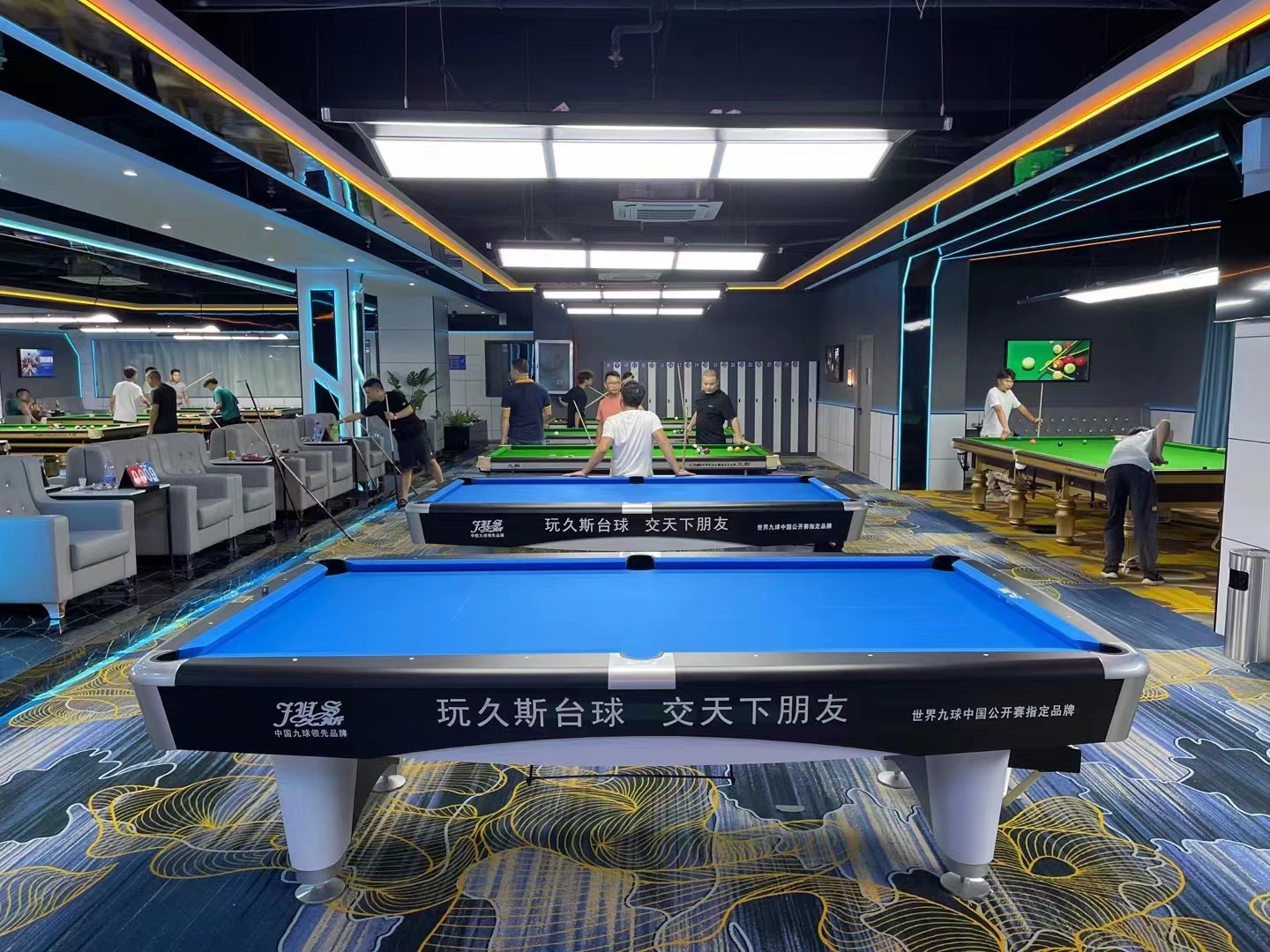 上海久斯台球台球桌na里买美式台球桌台球桌定制