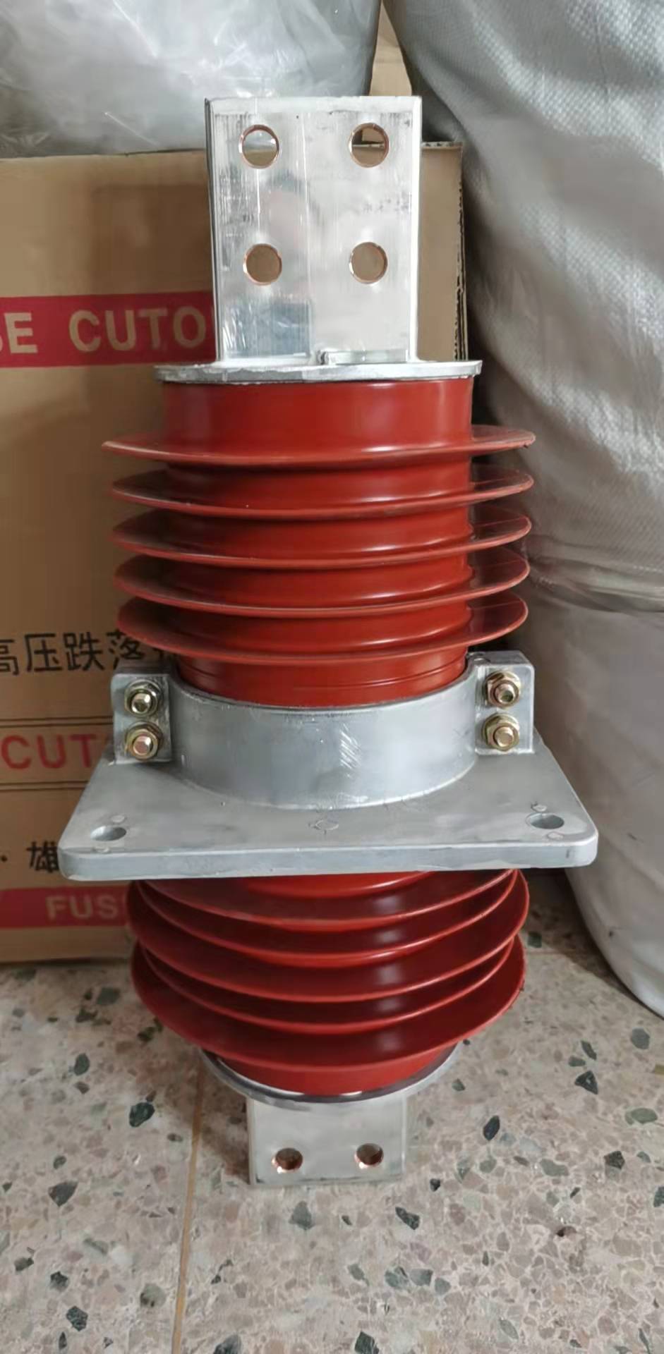 陕西宇国电气供应高压复合式穿墙套管 FCGWB-10/1250A 10KV 35KV