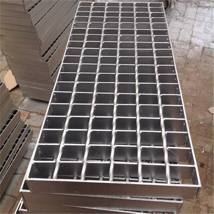 茂岳镀锌钢格板 压焊格栅板 工厂楼梯板用 高20mm防滑 实体厂家可定制