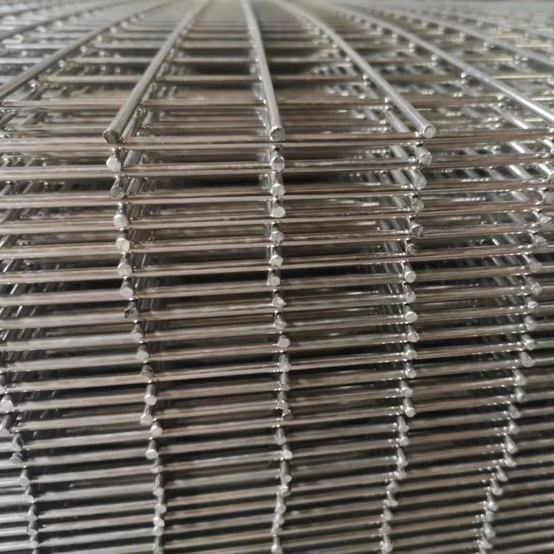 304 316不锈钢网片 金属方格网片 定做不锈钢焊网围栏图片