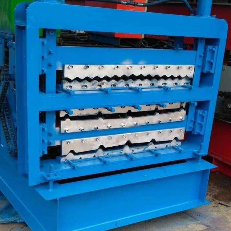 压瓦机 运腾  供应 彩钢板成型机 全自动三层压瓦机  型号可定制