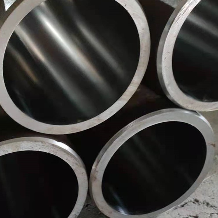 生产高硬度耐磨钢管厂家现货 45号研磨钢管规格多样 珩磨钢管型号大全 45号航模钢管用途图片