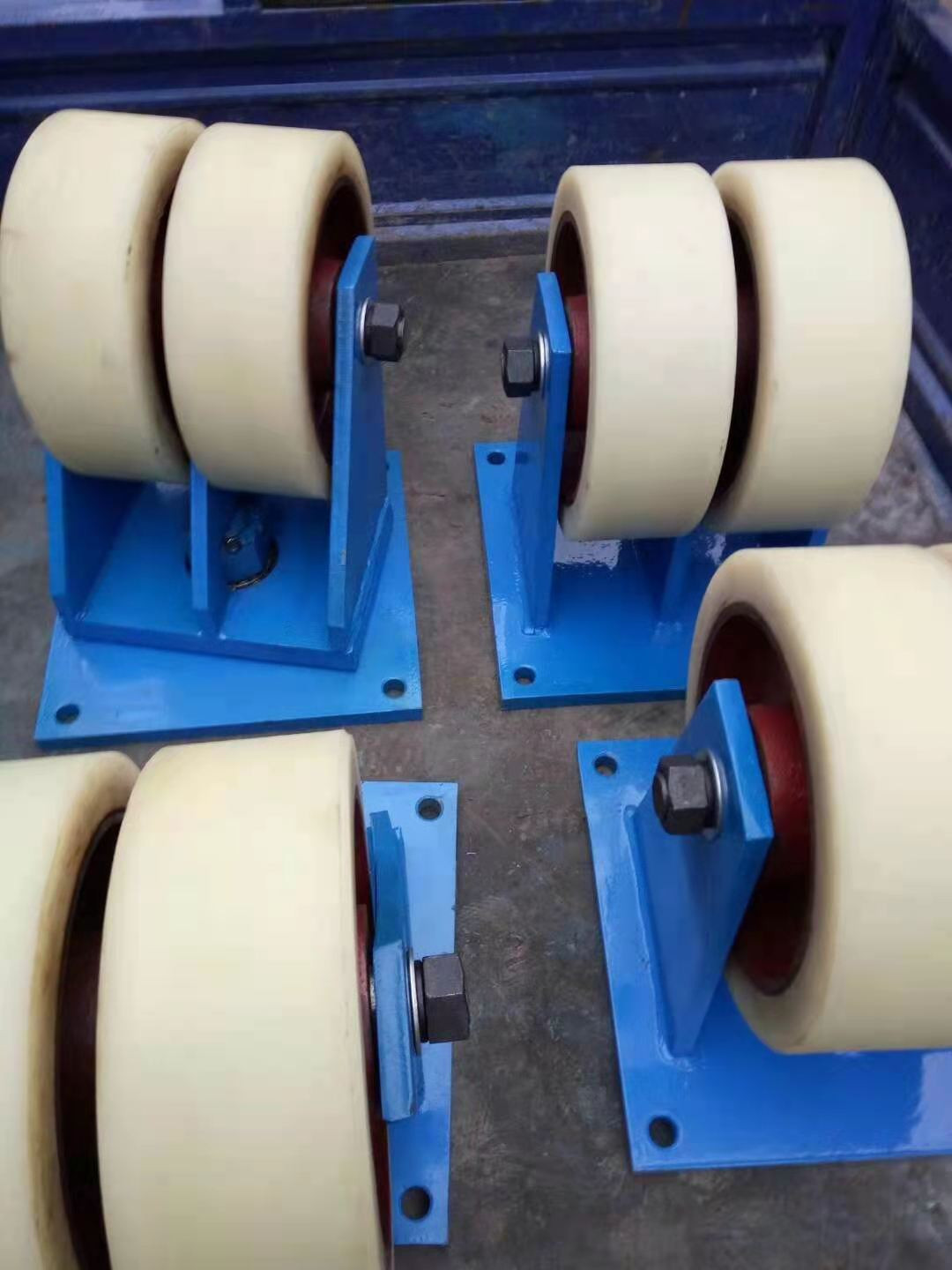 运力定制实芯聚氨酯包胶轮工业用胶轮包胶厂家