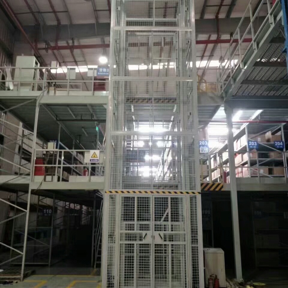 启运护栏型货梯 货物升降梯订购 重庆货梯销售