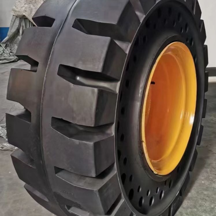鸿进实心轮胎17.5-25经济型铲车轮胎带钢圈耐磨耐扎免维护工程车轮胎钢圈定做