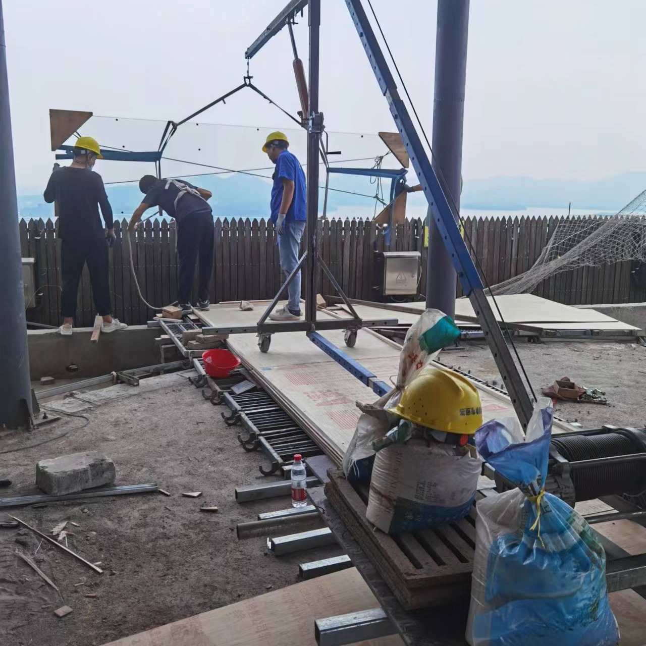 提供杭州周边的起重吊装服务机器搬运大型吊装