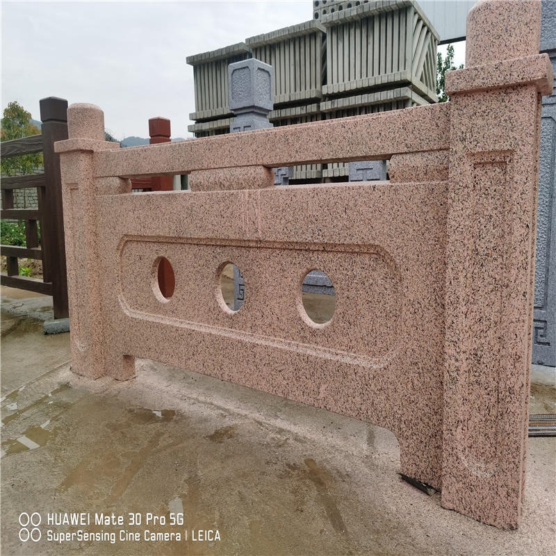 湖北大型厂家直销水泥仿木栏杆  桥梁护栏 景区护栏 品质保证