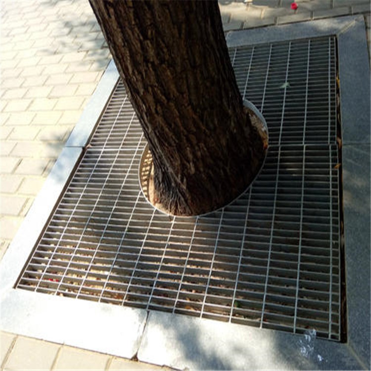 镀锌钢格板异形不规则道路大树旁钢格板供应图片