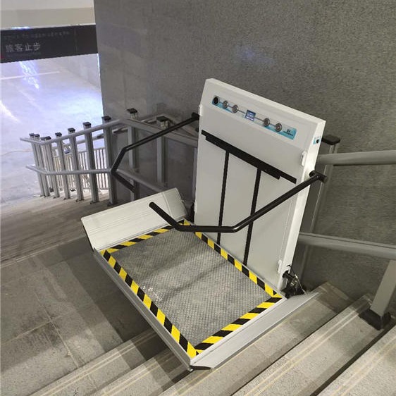 残联爬楼升降机 启运斜挂曲线电梯 医院安装无障碍通道合肥销售厂家