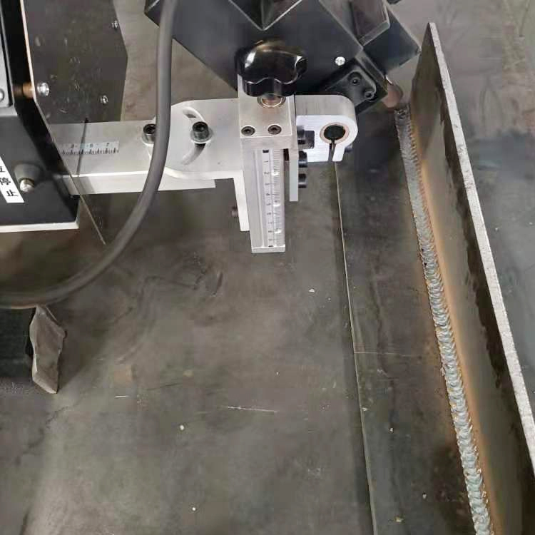 焊镭 小型自动焊接设备 不锈钢焊接机器人 厂家