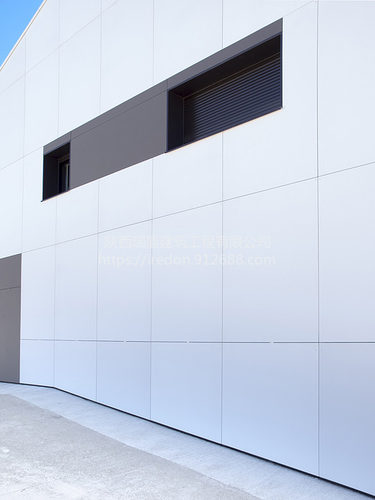 IREDON各种造型立体风格清水混凝土预制板干挂幕墙系统