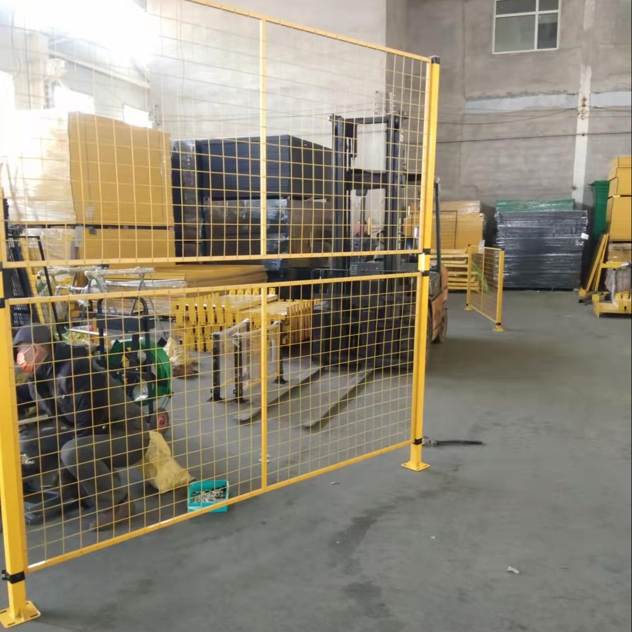 河北车间隔离网护栏网厂家供应 机器人围栏安全防护网