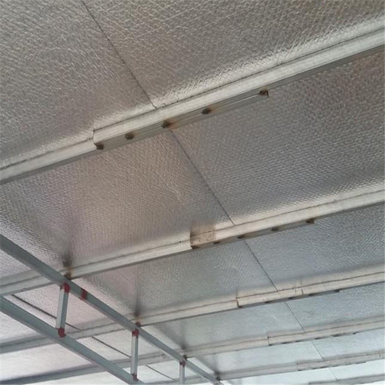 屋顶隔热膜 双面铝箔气泡膜定制 彩钢瓦保温材料 龙哲