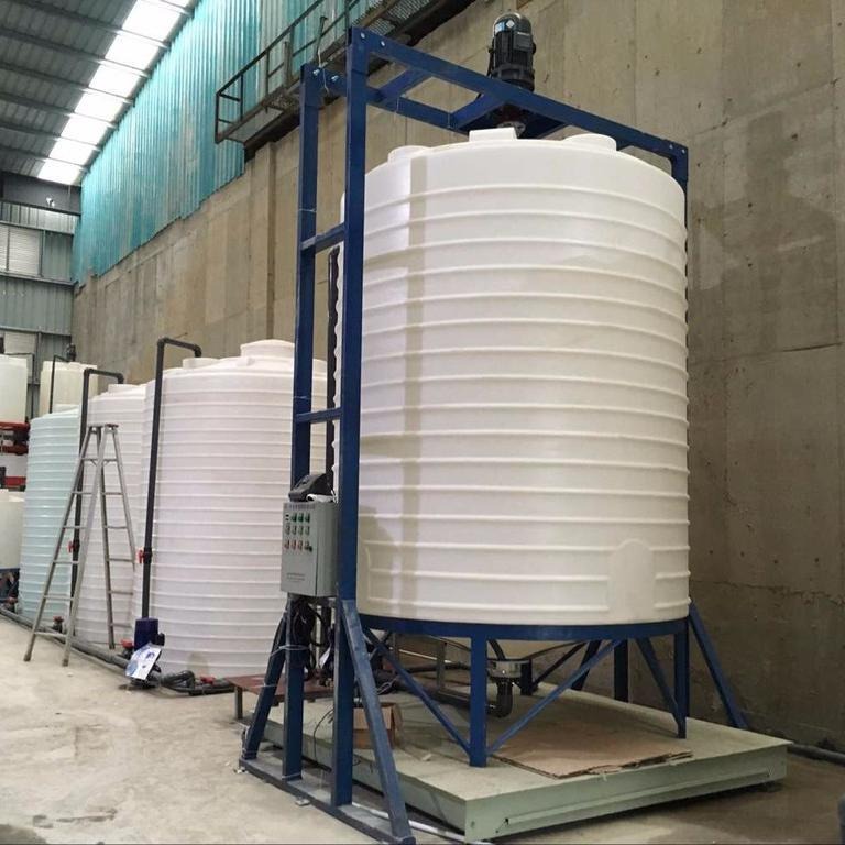 混凝土防冻剂复配桶罐诺顺15吨减水剂搅拌罐图片