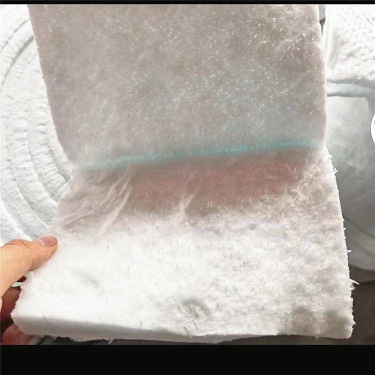 高温设备硅酸铝针刺毯 绝热保温硅酸铝纤维毡 硅酸铝棉 东鼎保温图片